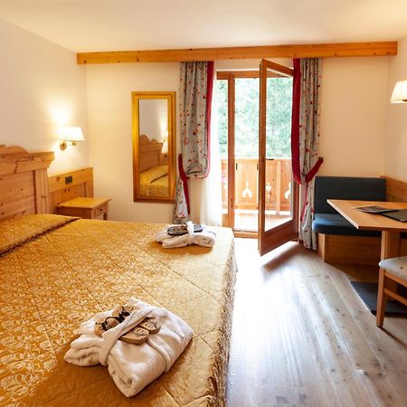 Hotel Campiglio Bellavista à Madonna Extérieur photo