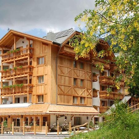 Hotel Campiglio Bellavista à Madonna Extérieur photo