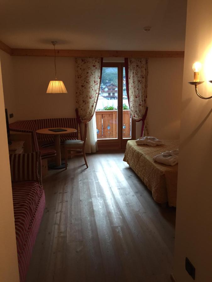 Hotel Campiglio Bellavista à Madonna Extérieur photo