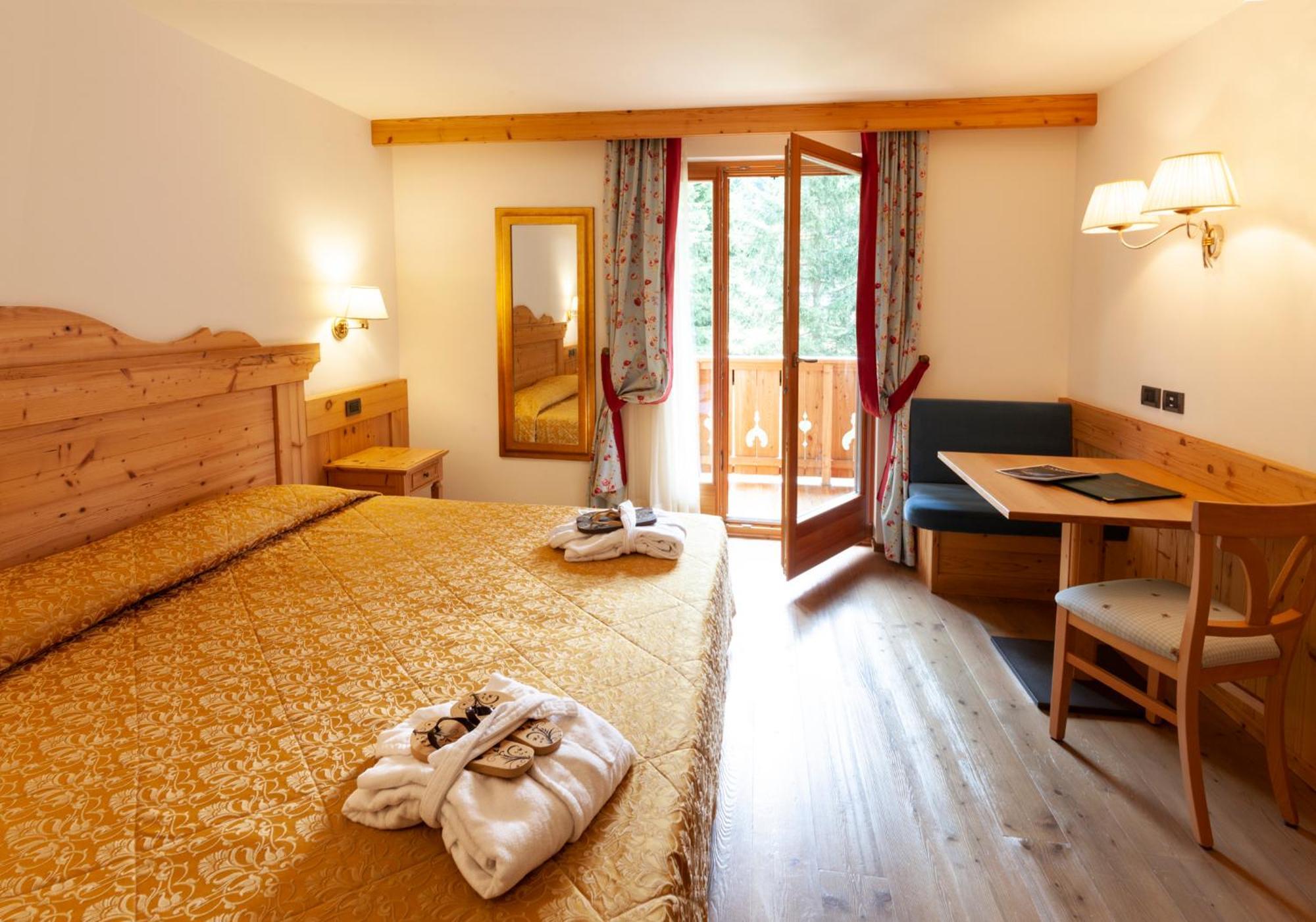 Hotel Campiglio Bellavista à Madonna Extérieur photo