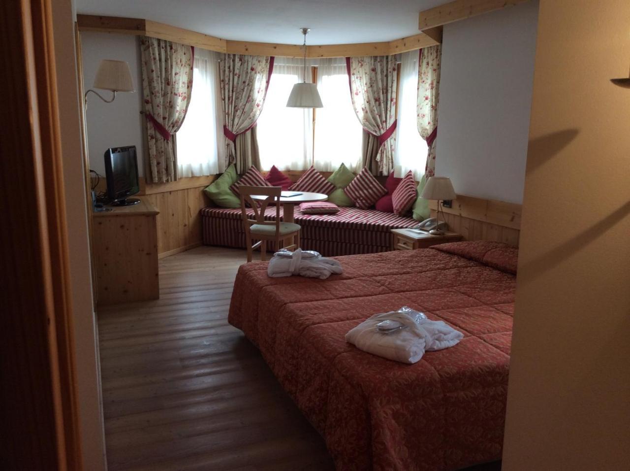 Hotel Campiglio Bellavista à Madonna Extérieur photo