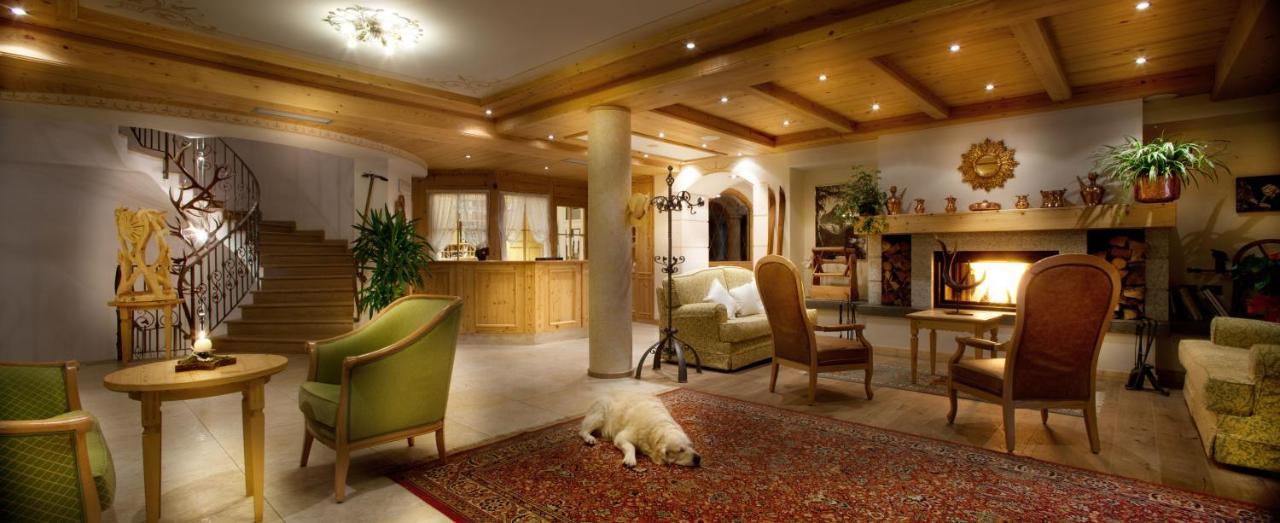 Hotel Campiglio Bellavista à Madonna Extérieur photo